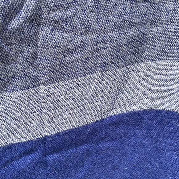 Jack & Missy Woven Cape - Picture 8 of 11